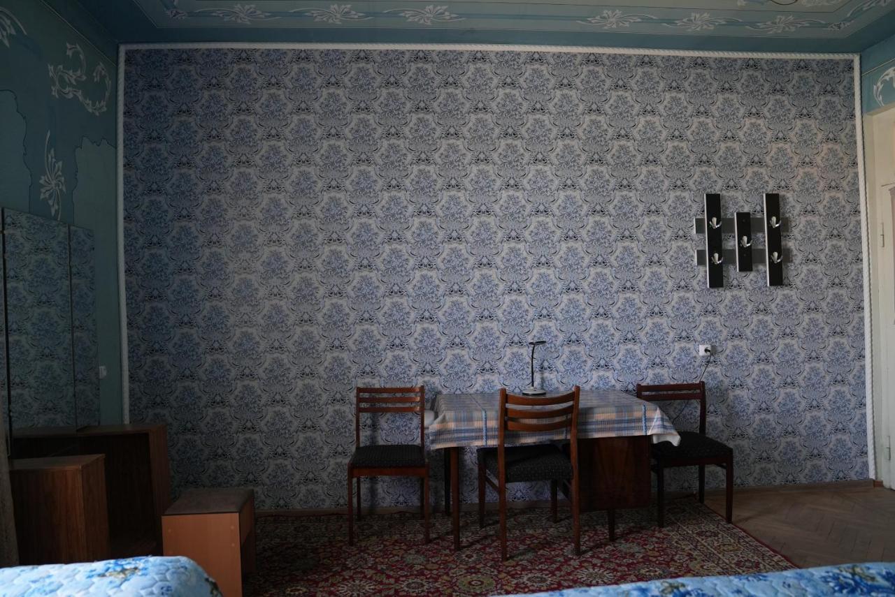 Nukri Guest House Gori Extérieur photo