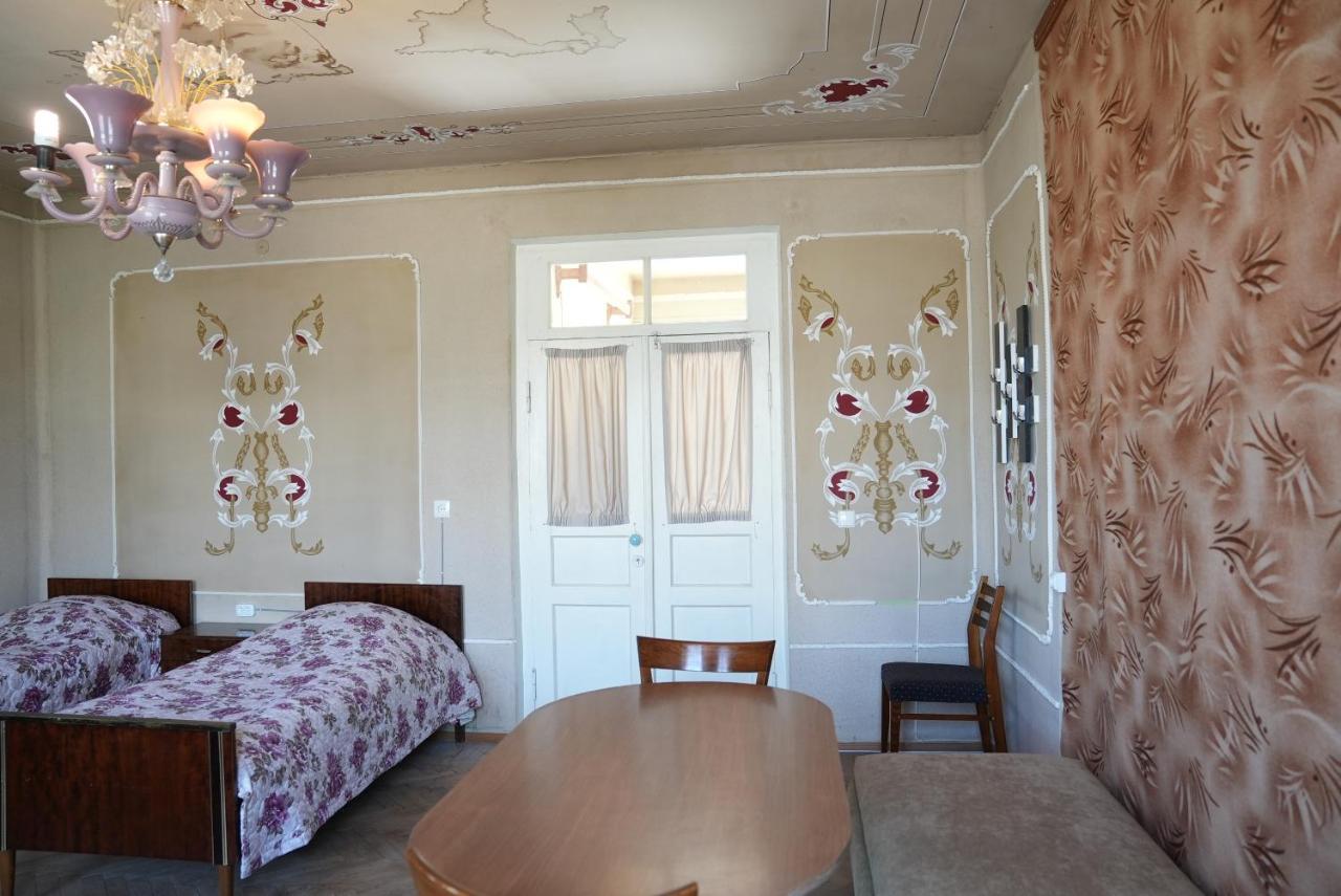 Nukri Guest House Gori Extérieur photo