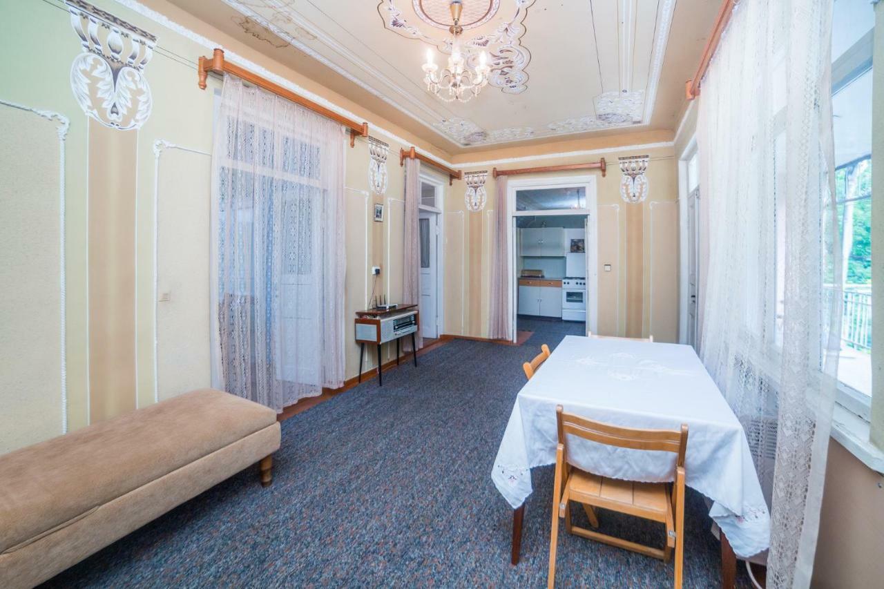Nukri Guest House Gori Extérieur photo